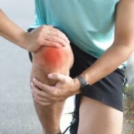 knee-pain-small