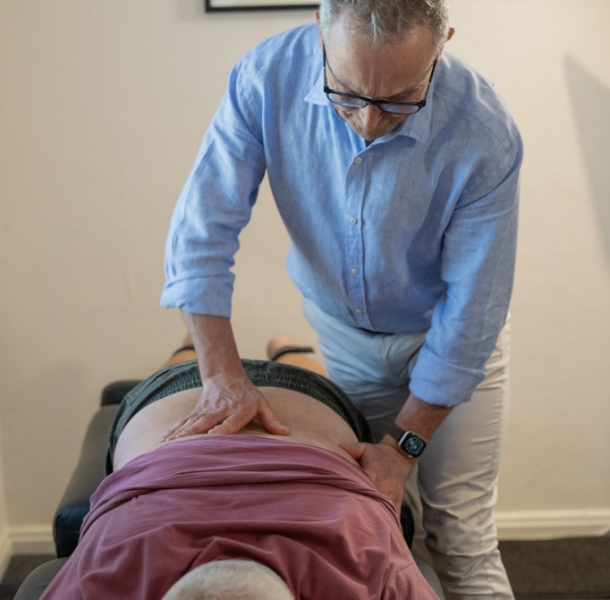 flexion-distraction-therapy-3